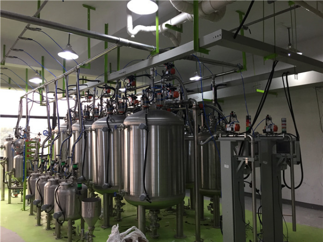 化妝品化工原料自動稱重配料系統